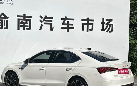 Skoda Octavia IV, 2021 год, 1 525 000 рублей, 4 фотография