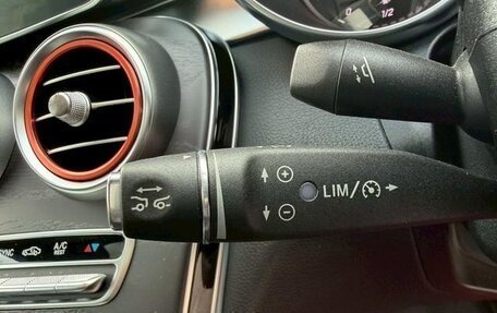 Mercedes-Benz C-Класс, 2017 год, 1 490 000 рублей, 25 фотография