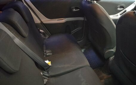 Toyota Yaris III рестайлинг, 2008 год, 617 000 рублей, 18 фотография