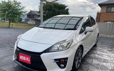 Toyota Prius, 2015 год, 1 295 000 рублей, 1 фотография