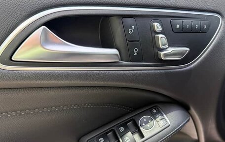 Mercedes-Benz B-Класс, 2018 год, 1 835 000 рублей, 15 фотография