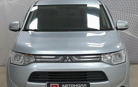 Mitsubishi Outlander III рестайлинг 3, 2013 год, 1 449 000 рублей, 2 фотография