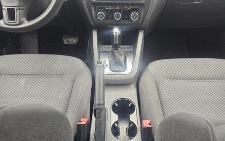 Volkswagen Jetta VI, 2014 год, 1 200 000 рублей, 10 фотография