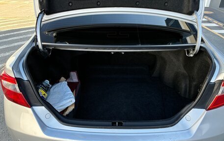 Toyota Camry, 2011 год, 1 300 000 рублей, 11 фотография