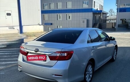 Toyota Camry, 2011 год, 1 300 000 рублей, 6 фотография