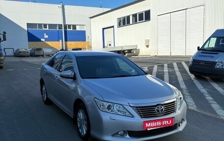 Toyota Camry, 2011 год, 1 300 000 рублей, 2 фотография