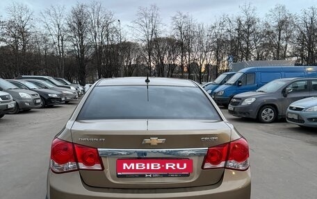 Chevrolet Cruze II, 2013 год, 900 000 рублей, 6 фотография