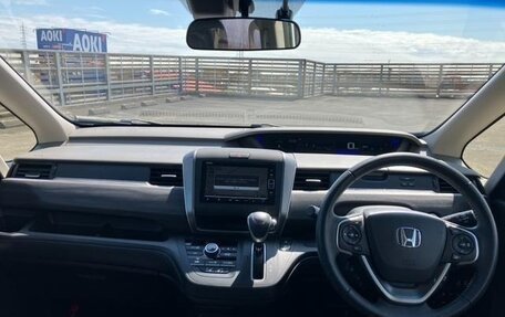 Honda Freed II, 2022 год, 1 540 000 рублей, 10 фотография