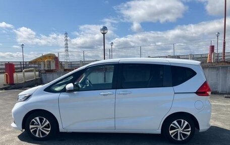 Honda Freed II, 2022 год, 1 540 000 рублей, 8 фотография