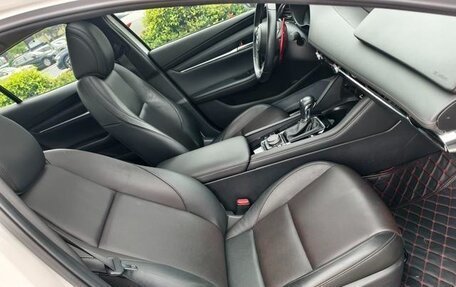 Mazda 3, 2022 год, 1 330 000 рублей, 13 фотография