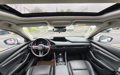 Mazda 3, 2022 год, 1 330 000 рублей, 11 фотография