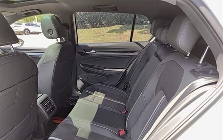 Volkswagen Golf VIII, 2021 год, 1 550 000 рублей, 9 фотография