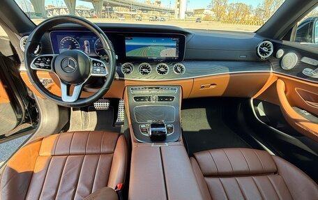 Mercedes-Benz E-Класс, 2019 год, 4 500 000 рублей, 12 фотография