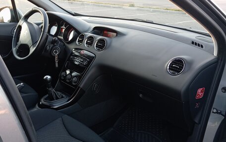 Peugeot 308 II, 2011 год, 649 000 рублей, 14 фотография