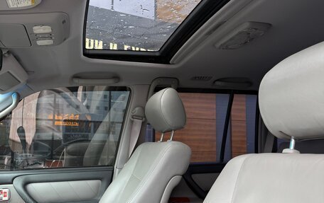 Toyota Land Cruiser 100 рестайлинг 2, 2006 год, 2 195 000 рублей, 7 фотография