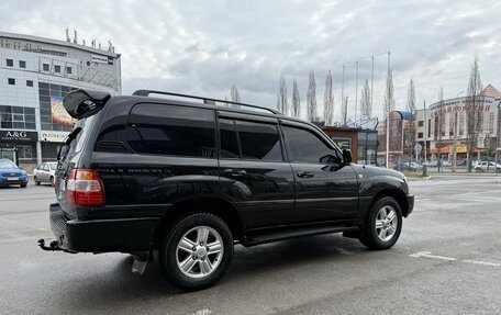 Toyota Land Cruiser 100 рестайлинг 2, 2006 год, 2 195 000 рублей, 3 фотография