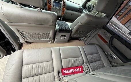 Toyota Land Cruiser 100 рестайлинг 2, 2006 год, 2 195 000 рублей, 8 фотография