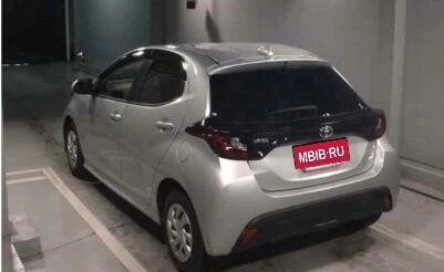 Toyota Yaris, 2021 год, 1 500 000 рублей, 2 фотография