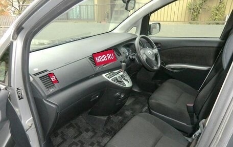 Toyota ISis I, 2011 год, 950 000 рублей, 9 фотография