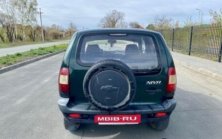 Chevrolet Niva I рестайлинг, 2003 год, 180 000 рублей, 3 фотография