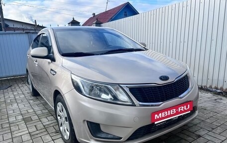 KIA Rio III рестайлинг, 2014 год, 850 000 рублей, 4 фотография