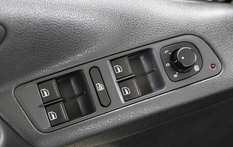 Volkswagen Tiguan I, 2011 год, 1 088 000 рублей, 17 фотография