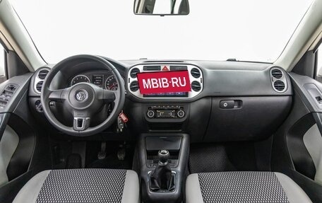 Volkswagen Tiguan I, 2011 год, 1 088 000 рублей, 13 фотография