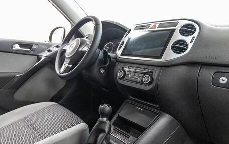 Volkswagen Tiguan I, 2011 год, 1 088 000 рублей, 27 фотография