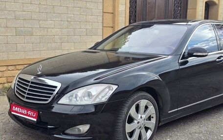 Mercedes-Benz S-Класс, 2006 год, 965 000 рублей, 1 фотография