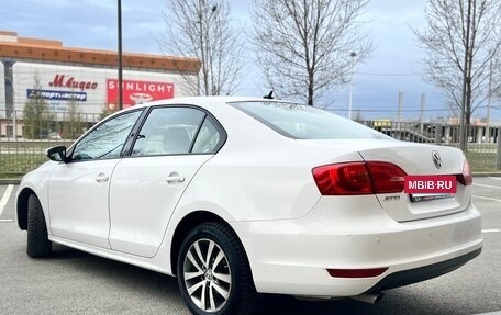 Volkswagen Jetta VI, 2013 год, 1 200 000 рублей, 6 фотография