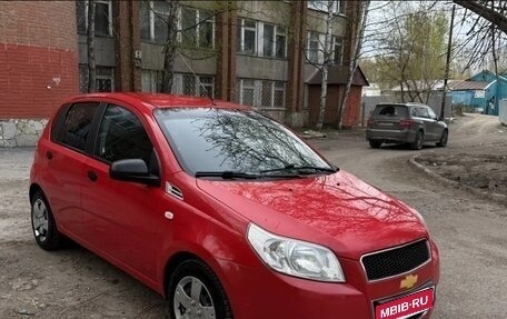 Chevrolet Aveo III, 2010 год, 379 000 рублей, 2 фотография
