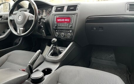 Volkswagen Jetta VI, 2013 год, 1 200 000 рублей, 13 фотография