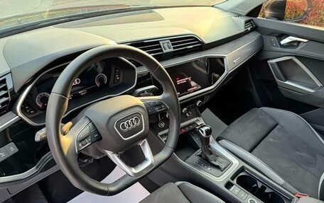 Audi Q3, 2022 год, 2 600 000 рублей, 14 фотография