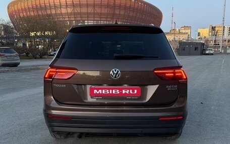 Volkswagen Tiguan II, 2017 год, 2 690 000 рублей, 6 фотография