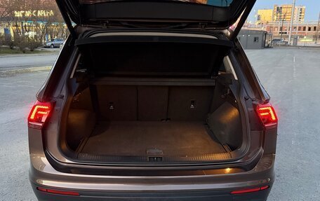 Volkswagen Tiguan II, 2017 год, 2 690 000 рублей, 12 фотография