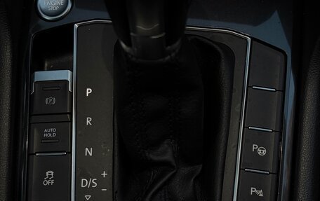 Volkswagen Tiguan II, 2017 год, 2 690 000 рублей, 18 фотография