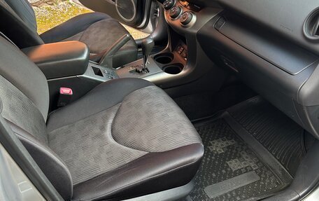 Toyota RAV4, 2011 год, 1 500 000 рублей, 14 фотография