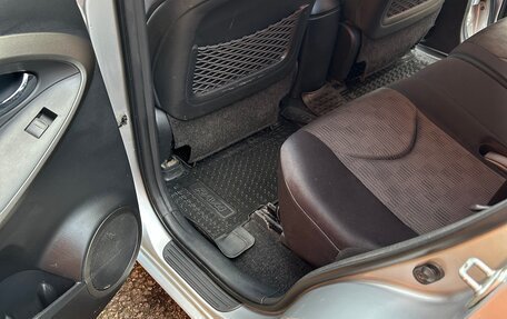 Toyota RAV4, 2011 год, 1 500 000 рублей, 10 фотография