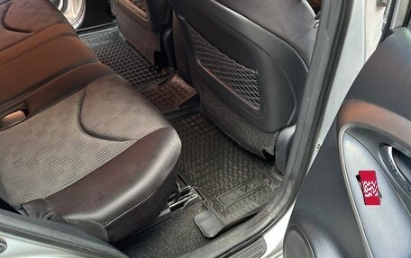 Toyota RAV4, 2011 год, 1 500 000 рублей, 13 фотография