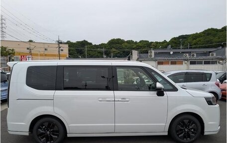 Honda Stepwgn, 2025 год, 2 550 000 рублей, 4 фотография