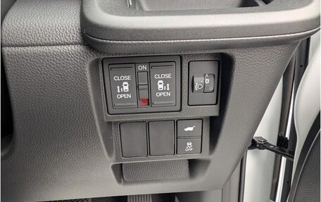 Honda Stepwgn, 2025 год, 2 550 000 рублей, 16 фотография