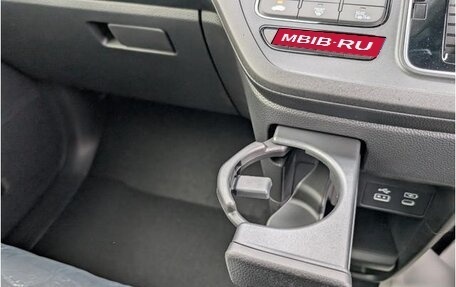 Honda Stepwgn, 2025 год, 2 550 000 рублей, 21 фотография