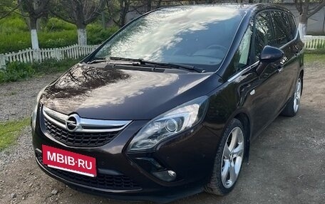 Opel Zafira C рестайлинг, 2012 год, 1 250 000 рублей, 1 фотография