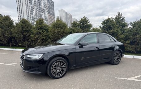 Audi A4, 2018 год, 2 400 000 рублей, 1 фотография