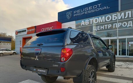 Mitsubishi L200 IV рестайлинг, 2013 год, 1 410 000 рублей, 7 фотография