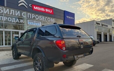 Mitsubishi L200 IV рестайлинг, 2013 год, 1 410 000 рублей, 5 фотография