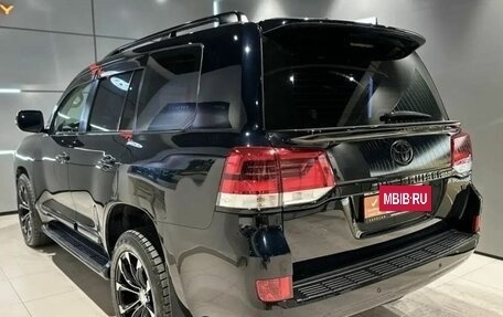 Toyota Land Cruiser 200, 2015 год, 4 750 000 рублей, 3 фотография