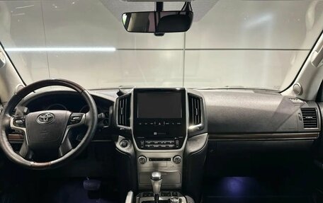 Toyota Land Cruiser 200, 2015 год, 4 750 000 рублей, 14 фотография