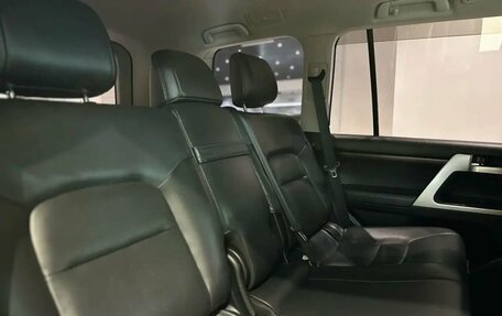 Toyota Land Cruiser 200, 2015 год, 4 750 000 рублей, 25 фотография