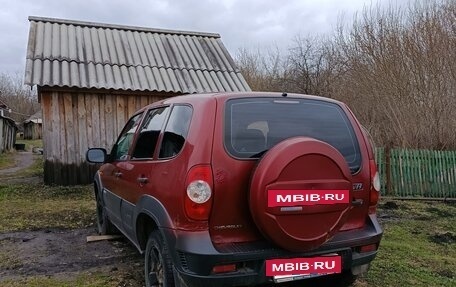 Chevrolet Niva I рестайлинг, 2010 год, 250 000 рублей, 5 фотография